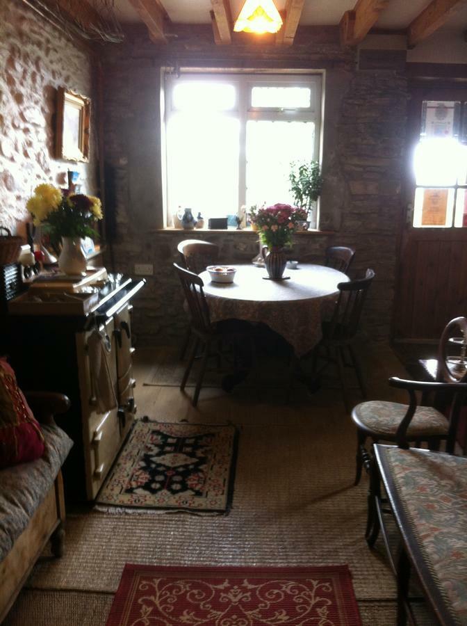 Five Saints Farmhouse B&B Pumpsaint エクステリア 写真